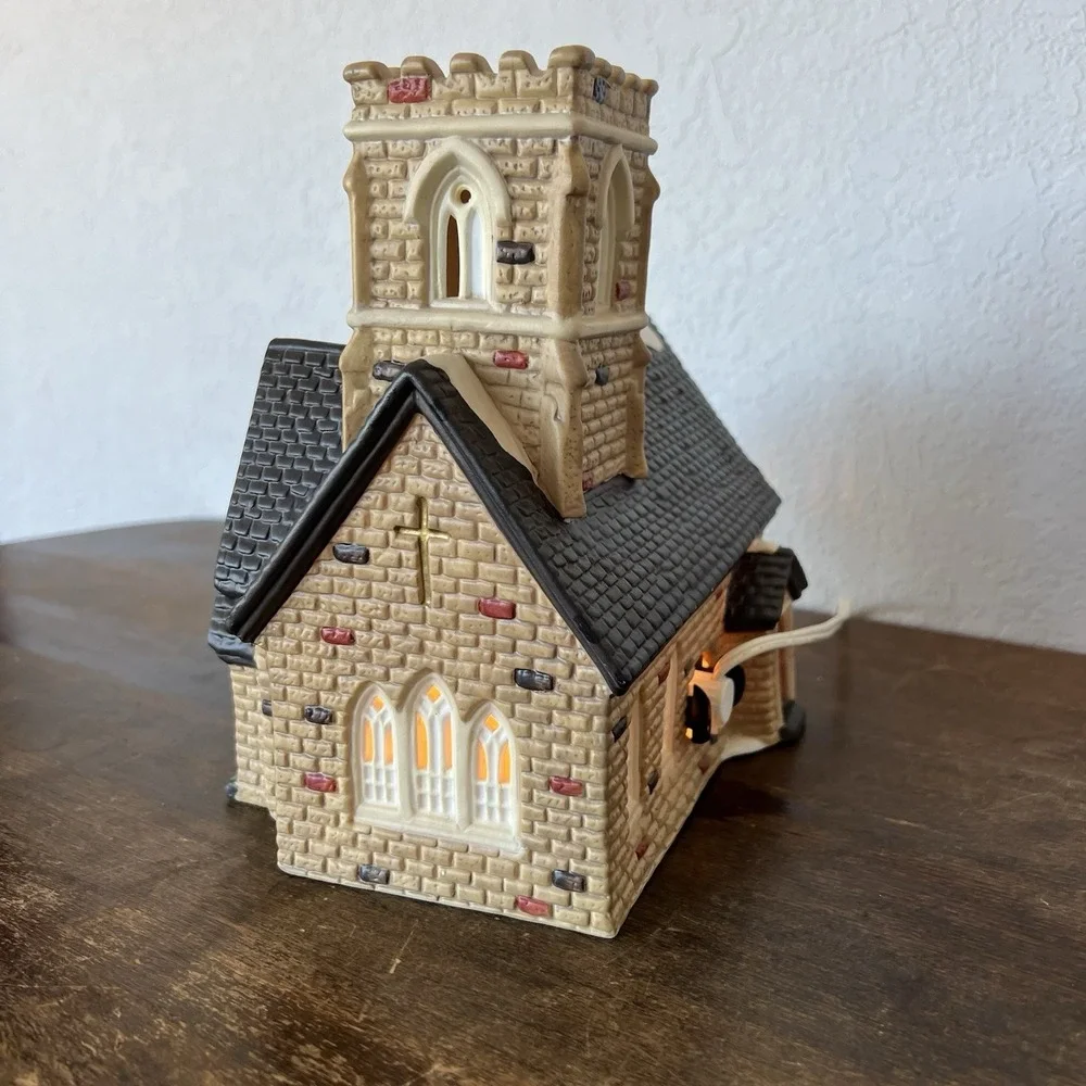 VTG Dickens Keepsake‎ Porcelain Lighted House Church Village O'Well Novelty 1995